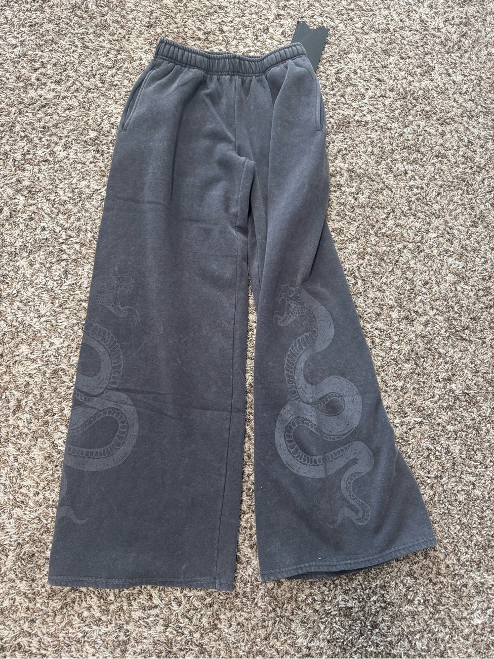 Y2k Gray Wide-Leg Sweatpants with Subtle Snake Print